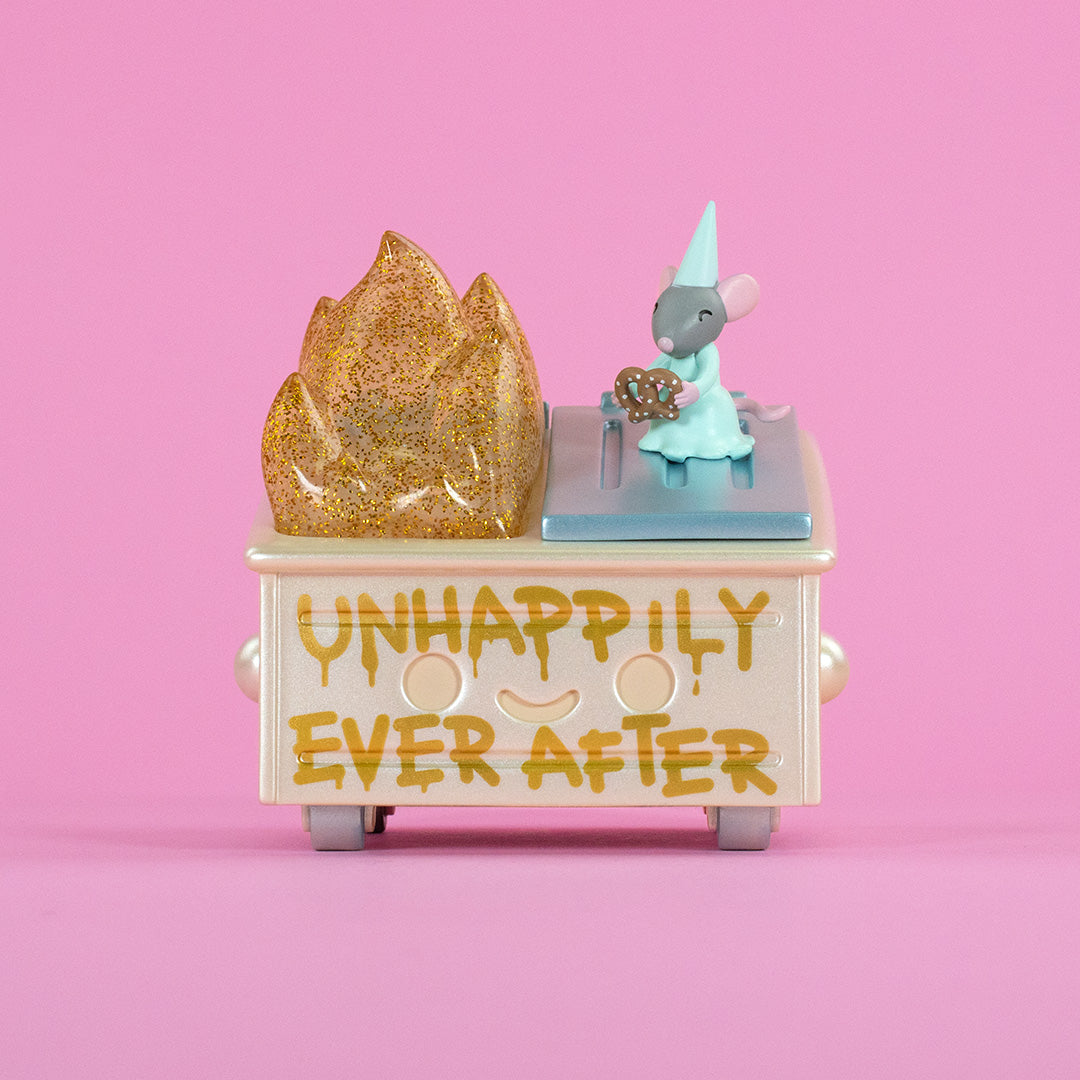Dumpster Fire - Unhappily Ever After Vinyl Figure