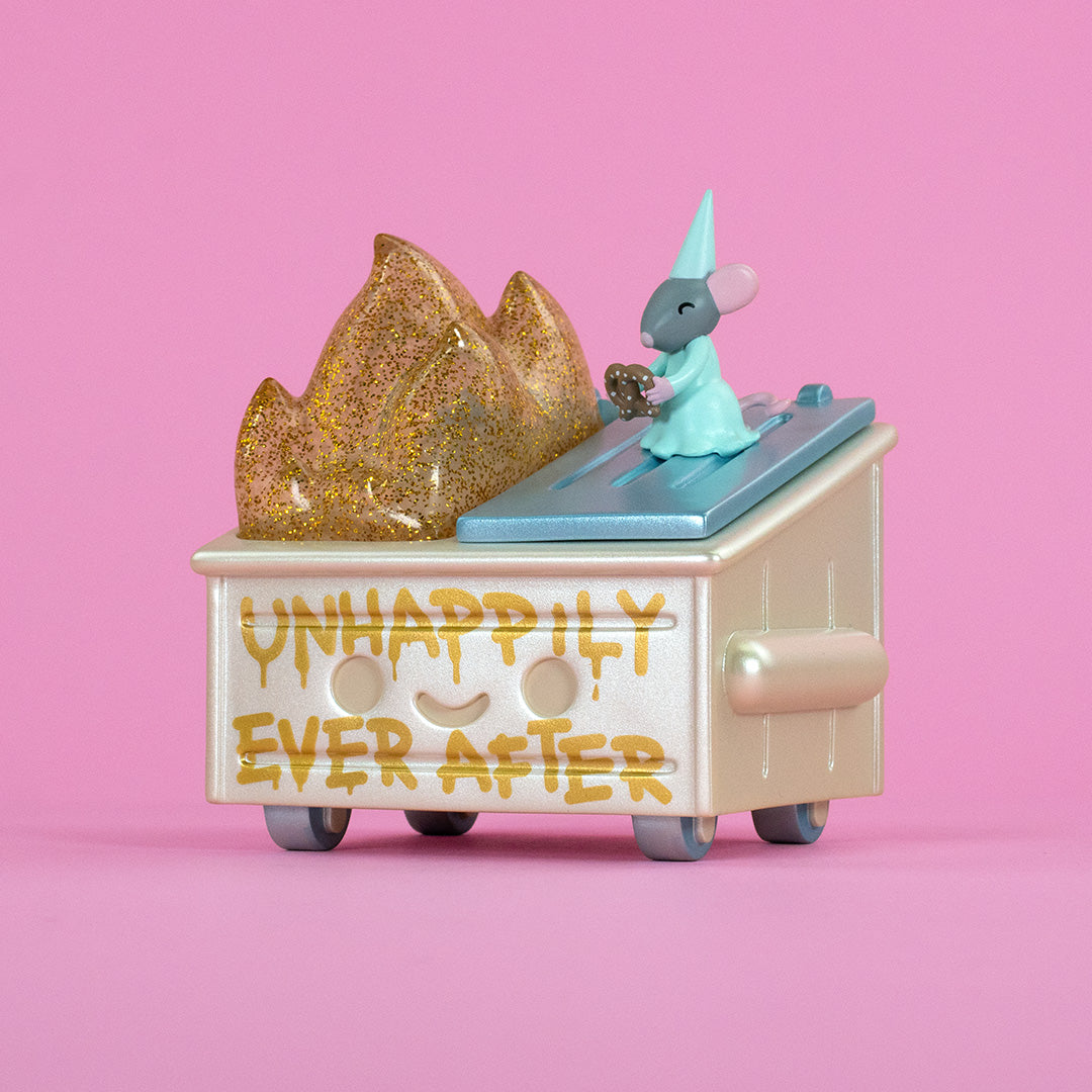 Dumpster Fire - Unhappily Ever After Vinyl Figure