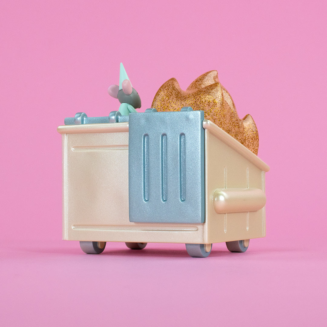 Dumpster Fire - Unhappily Ever After Vinyl Figure