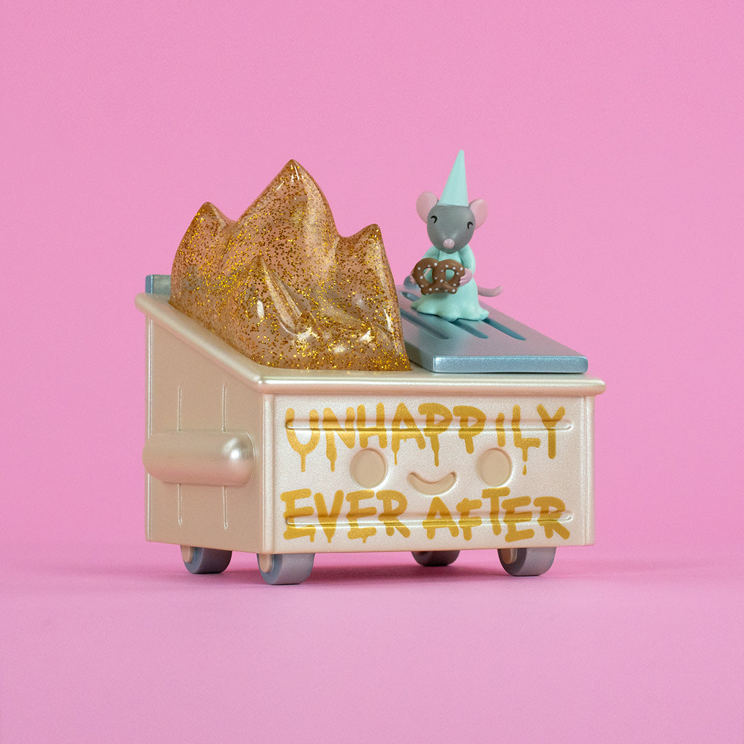Dumpster Fire - Unhappily Ever After Vinyl Figure